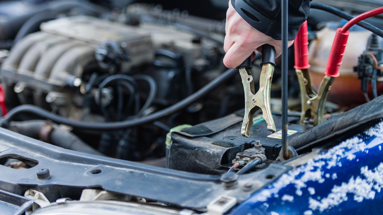 Cara Merawat Baterai Aki Mobil Agar Lebih Awet