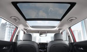 Mobil Wuling dengan Sunroof