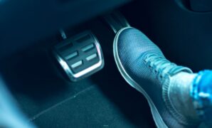 Penyebab Gas Mobil Kosong Penyebab Gas Mobil Kosong