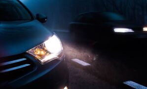 Penyebab Lampu Mobil Redup Sebelah Penyebab Lampu Mobil Redup Sebelah