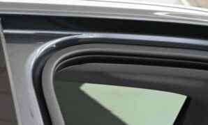 Tanda Karet Pintu Mobil Harus Diganti