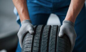 Tips Merawat Ban Mobil Agar Tahan Lama