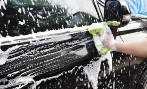 Tips Merawat Cat Mobil Warna Hitam Agar Tidak Cepat Kusam