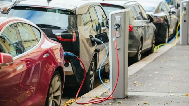 Tips Sebelum Beli Mobil Listrik